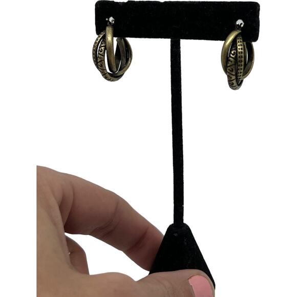 Small Guess Brand 90s Golden Hoop Earrings - Black Accent, Good Condition - Picture 15 of 16